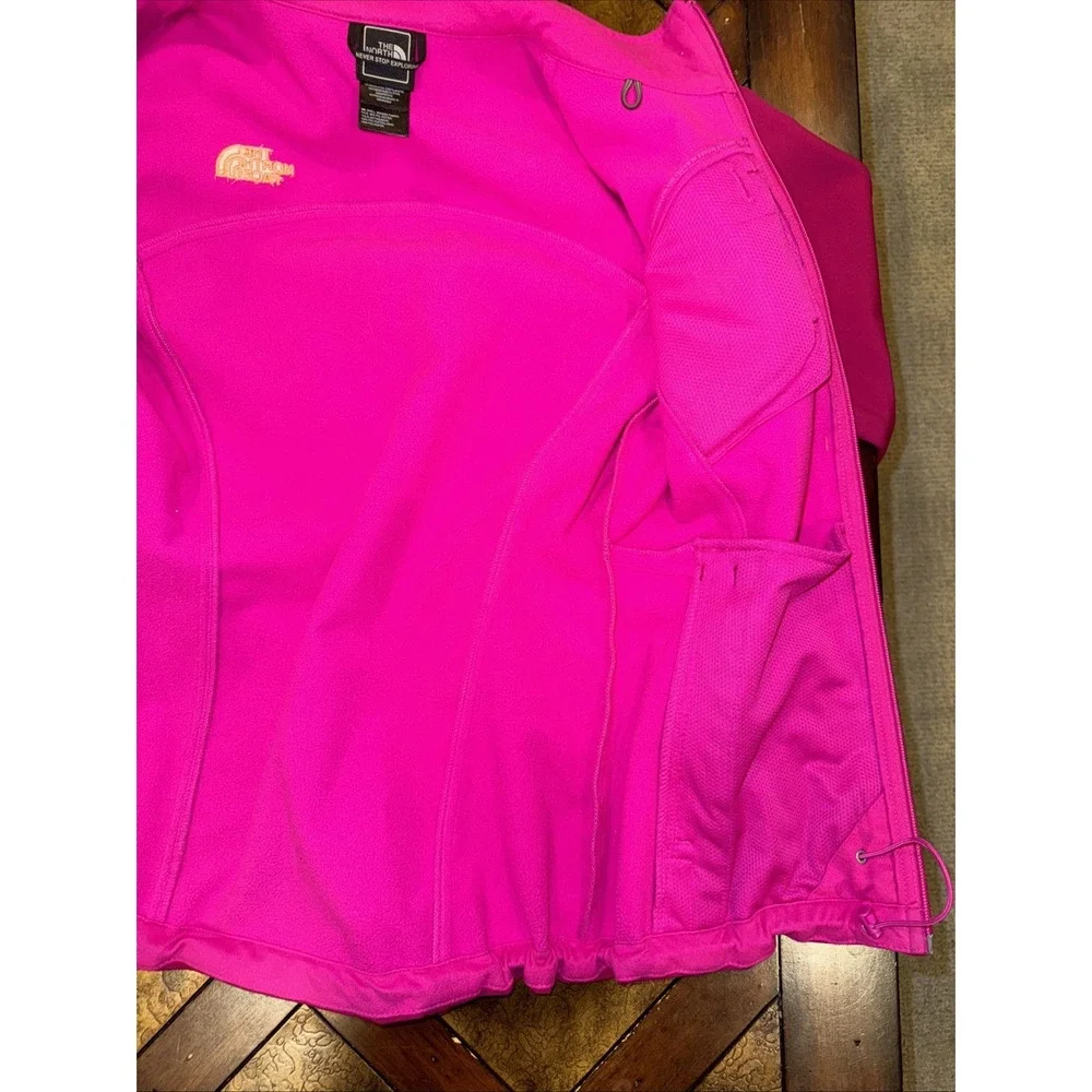The North Face Womens Size Small Windwall Jacket Fuschia Pink